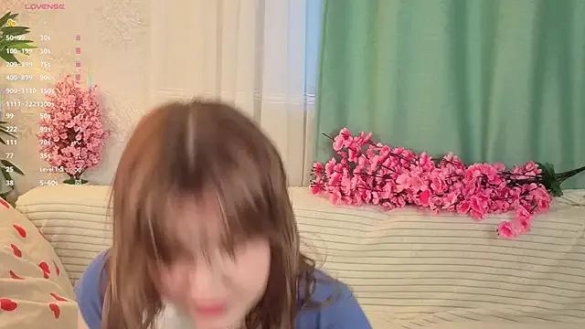 Freechat Lunabate on StripChat