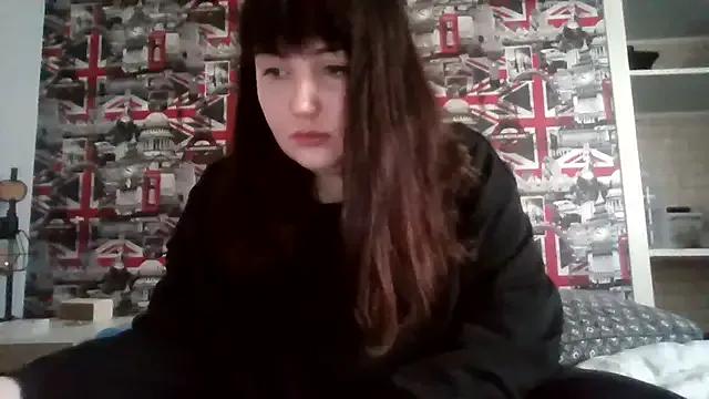 Lynylou — Dildo in my pussy 