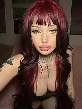 Freechat madelinexx on StripChat