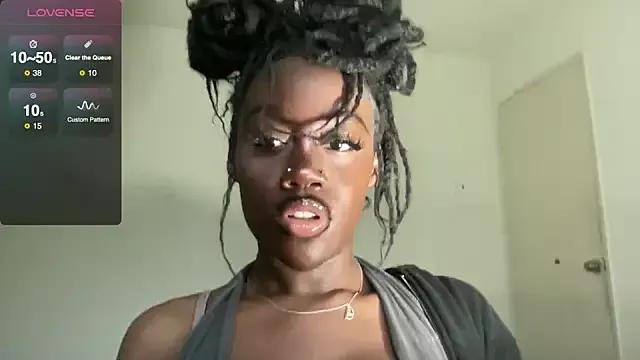 Freechat maskedgirl5005 on StripChat