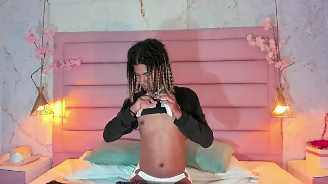 Freechat Maxim-Walker on StripChat