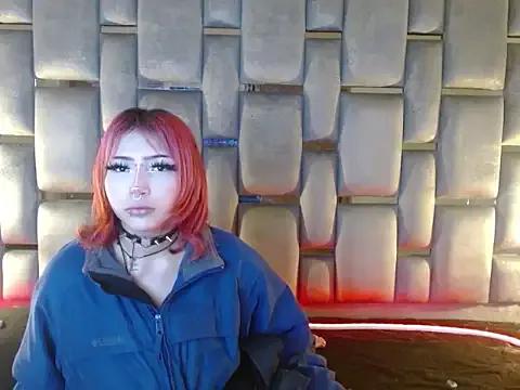 Freechat Memi_xxx on StripChat