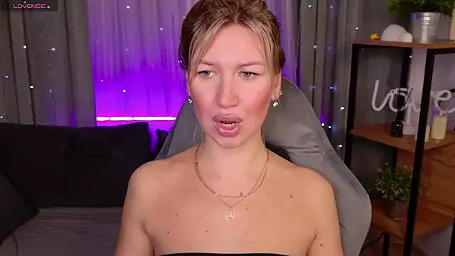 StripChat MilaBott is Private MilaBott — open my wet pussy