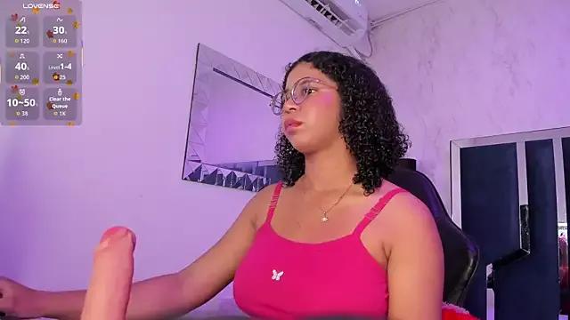 Freechat MilaHall_ on StripChat