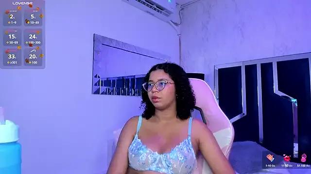 Freechat MilaHall_ on StripChat