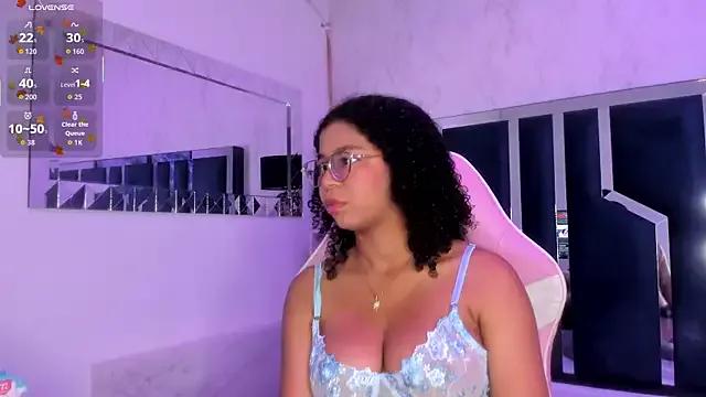 Freechat MilaHall_ on StripChat