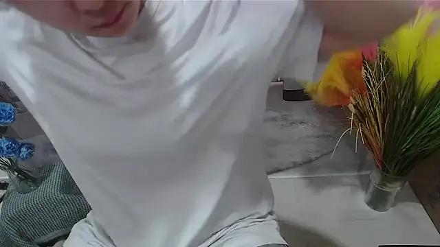 Freechat Milajinxi on StripChat