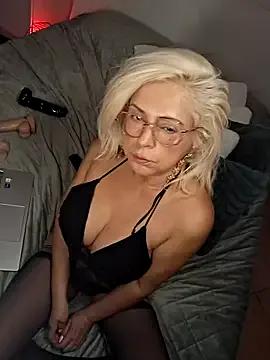 Freechat milfevapeccato on StripChat