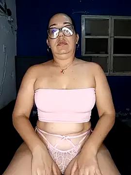 Freechat MilfTentasion on StripChat