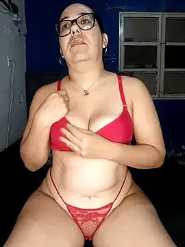 Freechat MilfTentasion on StripChat