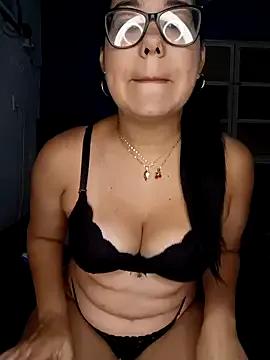 Freechat MilfTentasion on StripChat