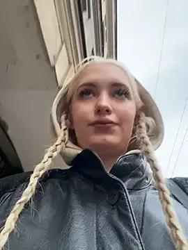 StripChat Milkyy_wway is Freechat Milkyy_wway — Show BIG boobs on public