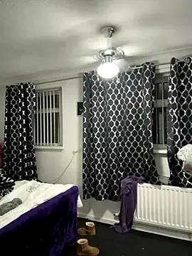 StripChat MissAroraaaxo is Freechat MissAroraaaxo — TWERK