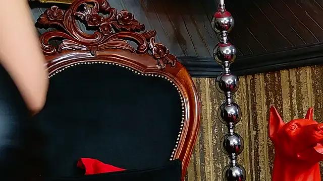 Freechat MistressEly on StripChat