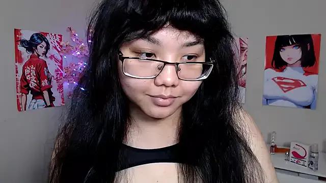 Freechat Moertomlly on StripChat