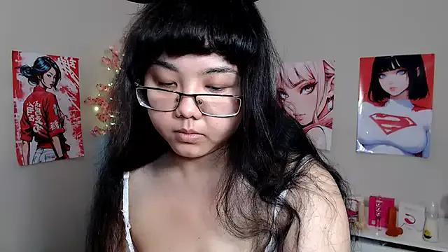 Freechat Moertomlly on StripChat