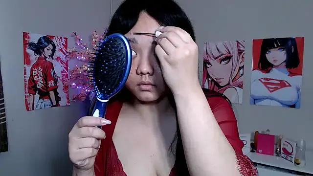 Freechat Moertomlly on StripChat