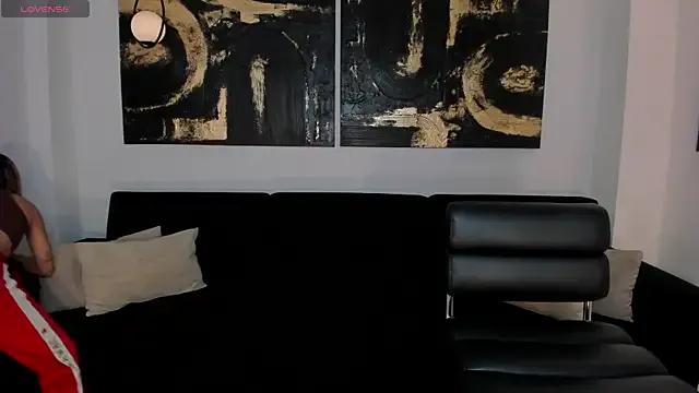 Freechat MollySundersX on StripChat