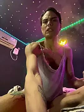 Freechat naho_love on StripChat