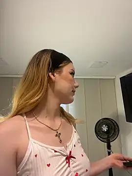 StripChat NicoleCut is Group NicoleCut — fuckmachine + plug anal 11/33/66