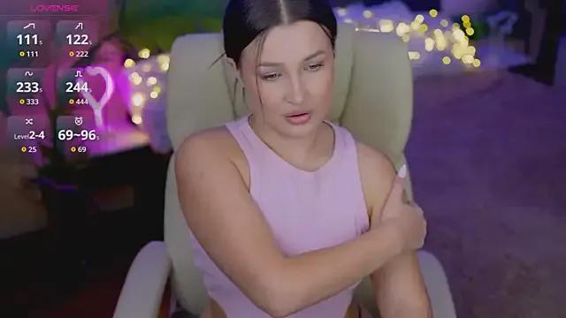 Freechat OneLaya on StripChat