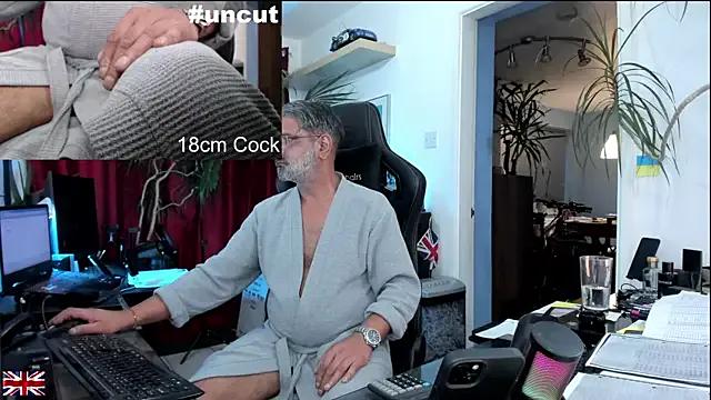 Freechat OnlineBossUK on StripChat