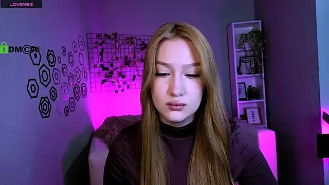 Freechat playful_sophie on StripChat