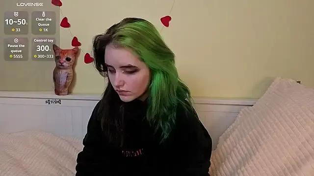 Freechat PortiaHedge on StripChat