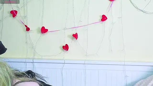 Freechat PortiaHedge on StripChat