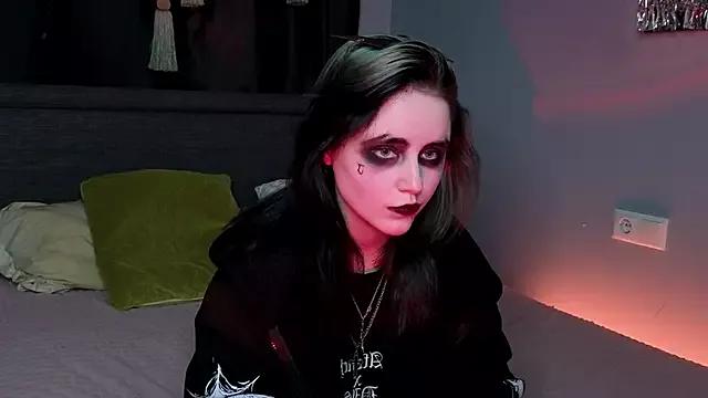 Freechat PortiaHedge on StripChat