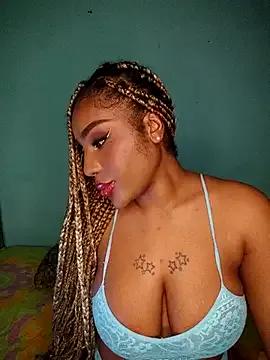 Freechat Queen_Amara on StripChat