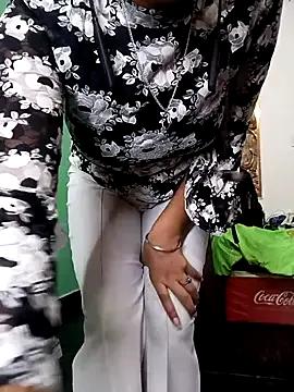 Freechat Rekha_89 on StripChat