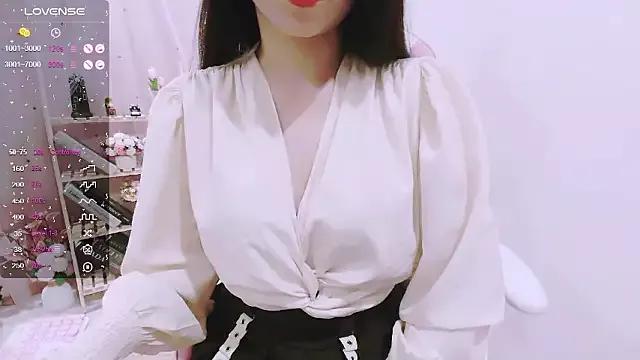 Freechat Rellababyy on StripChat