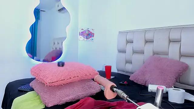 Freechat Roxy-Smith on StripChat