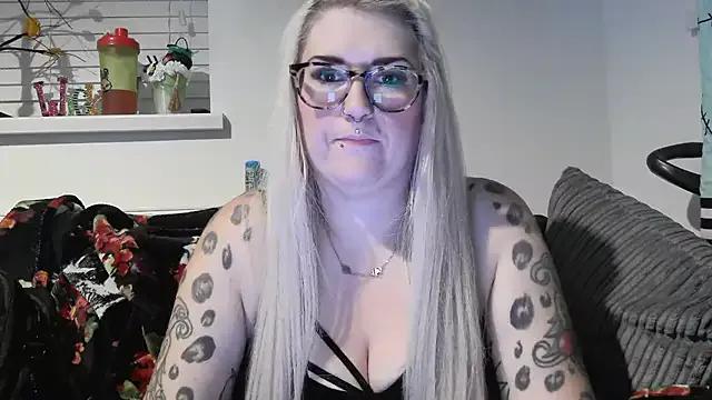 Freechat Sizzling_Indie36 on StripChat