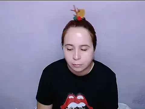 SubLayla01 room chat