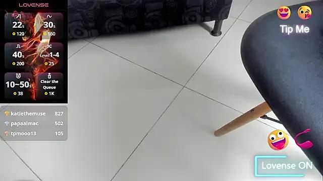 Freechat sweet__vanessa1 on StripChat