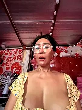 Freechat sweetieme on StripChat