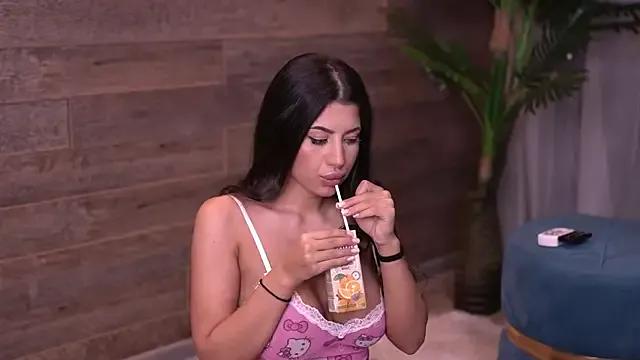 Private TanyaVonDe on StripChat