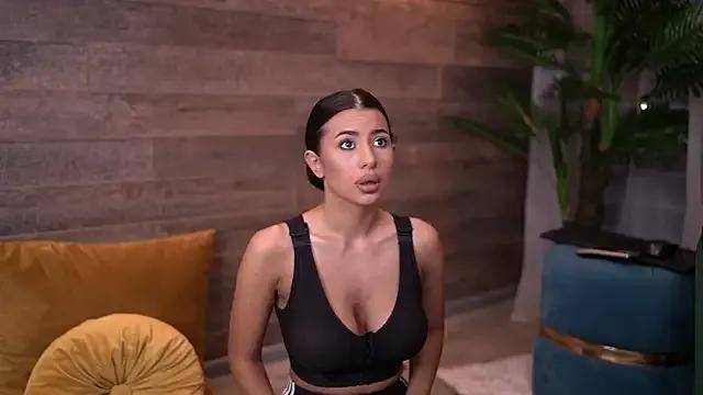 Private TanyaVonDe on StripChat