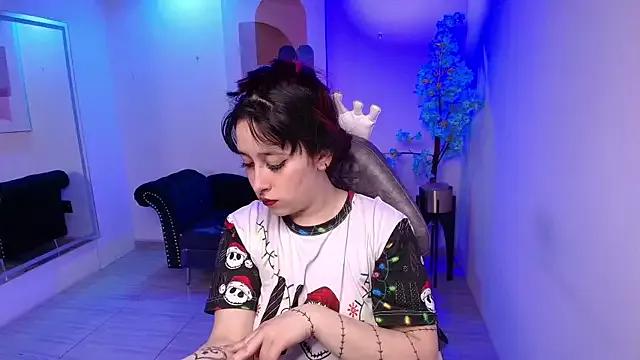 Tarly_matches — show boobs+nipple clamps