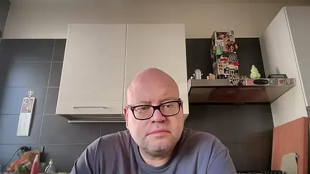 theitalianbear's avatar