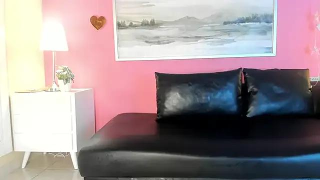 Tiffanysurez_ on StripChat 