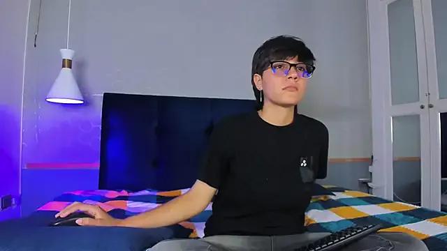 Freechat Tsuki_Maru on StripChat