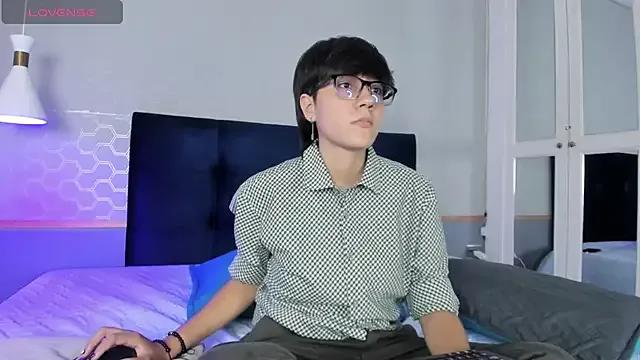 Freechat Tsuki_Maru on StripChat