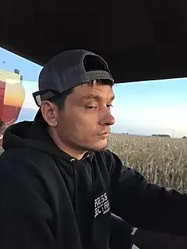 Freechat twistafatpipe on StripChat