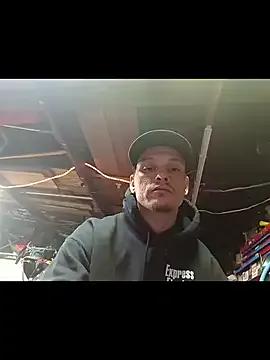 Freechat twistafatpipe on StripChat