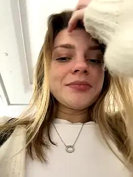 StripChat ValenciaShock is Freechat ValenciaShock — SPIT ON NIPPLES