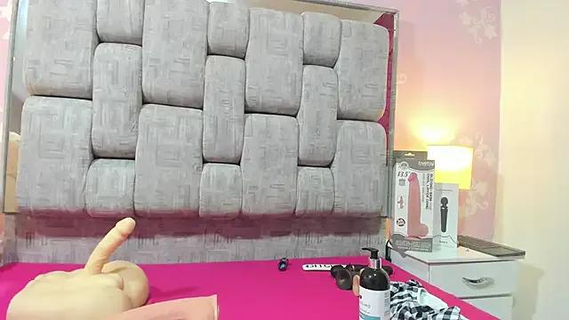 StripChat Wonderkloe_ is Freechat Wonderkloe_ — 34 cm dildo in my ass