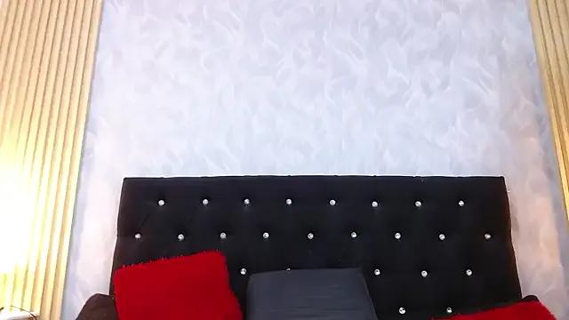 Freechat xandrinakarzon on StripChat